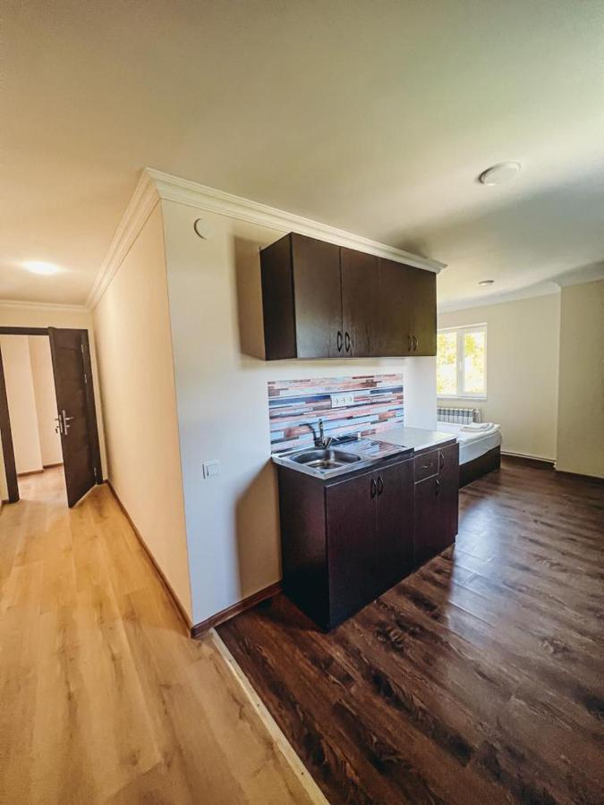 Apartaments Tsaghkadzor Hrazdan Eksteriør bilde