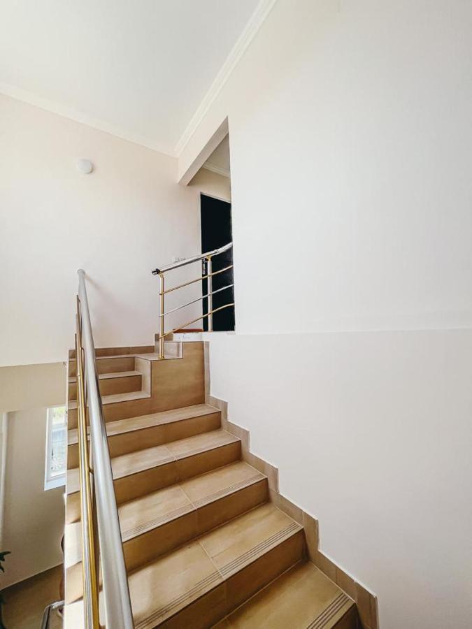 Apartaments Tsaghkadzor Hrazdan Eksteriør bilde